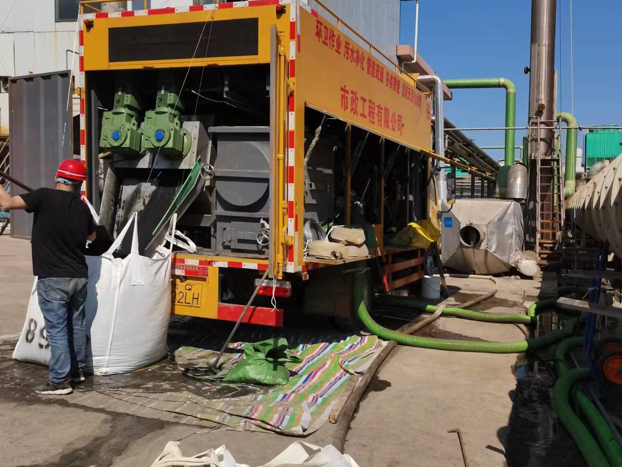 井冈山淤泥压干处理